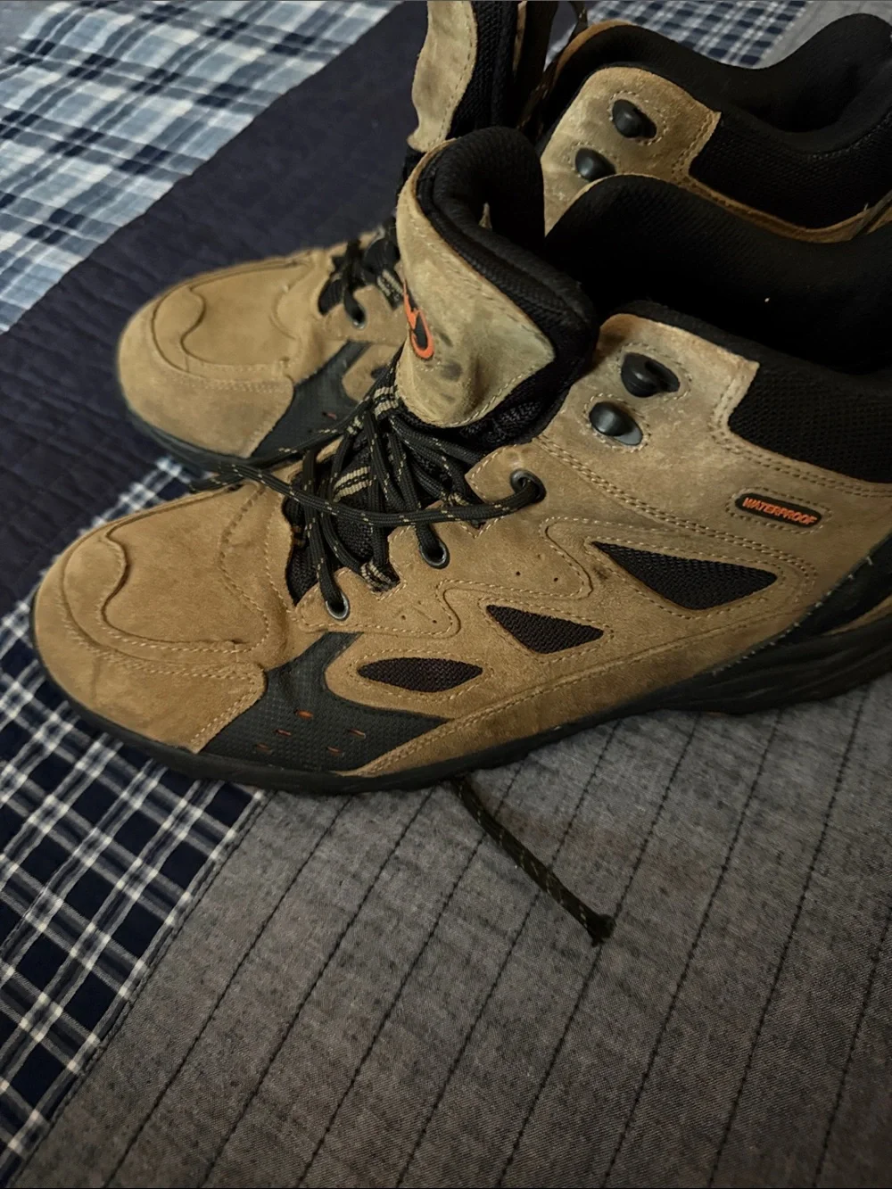 Alpine Design sturdy suede